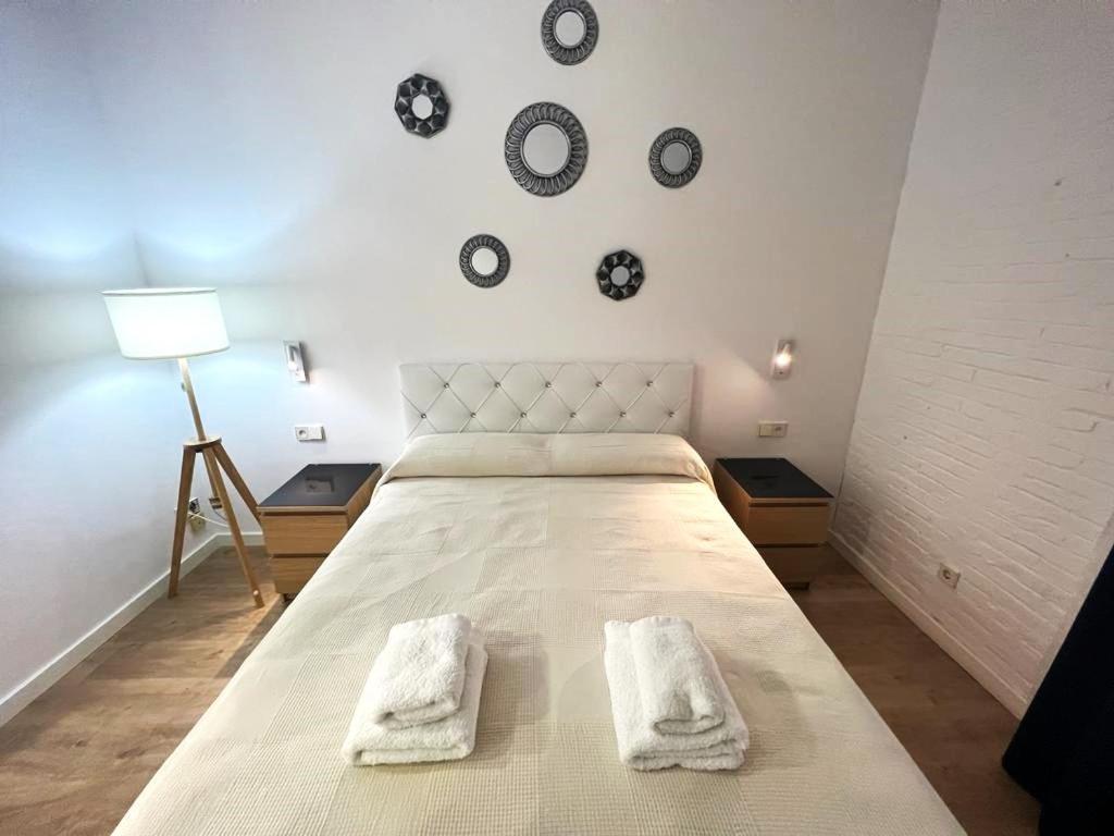 Flor Habitaciones Barcelona Eksteriør billede